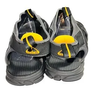 Nike ACG | Shoes | Nike Acg Mens Size 2 Black Hiking Trail  display picture 1